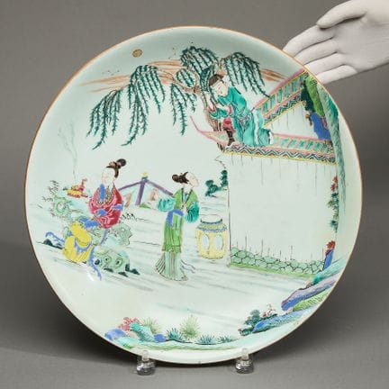 Assiette de présentation en porcelaine chinoise de