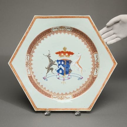 Assiette hexagonale en porcelaine chinoise destiné