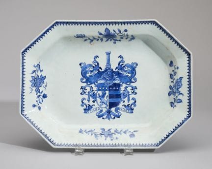 Support de soupière en porcelaine bleue et blanche