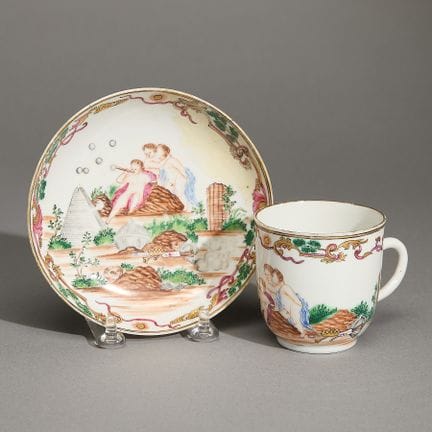 Tasse à café et soucoupe en porcelaine chinoise à 