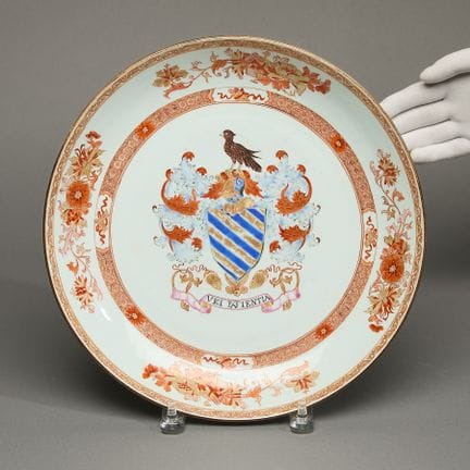 Grande soucoupe en porcelaine chinoise d’exportati
