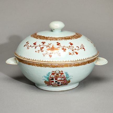 Rare soupière circulaire en porcelaine chinoise d’