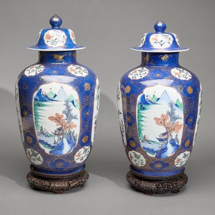 Paire de grands pots ou vases chinois en porcelain
