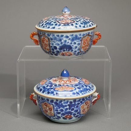 Paire d’écuelles en porcelaine Imari de style « ex