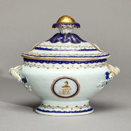 Saucière et couvercle en porcelaine chinoise d’exp