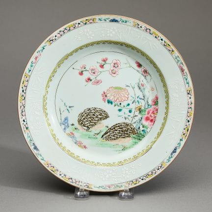 Assiette chinoise en porcelaine « famille rose » e