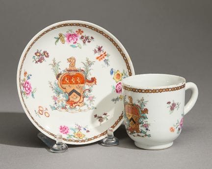 Tasse à café et soucoupe en porcelaine chinoise à 