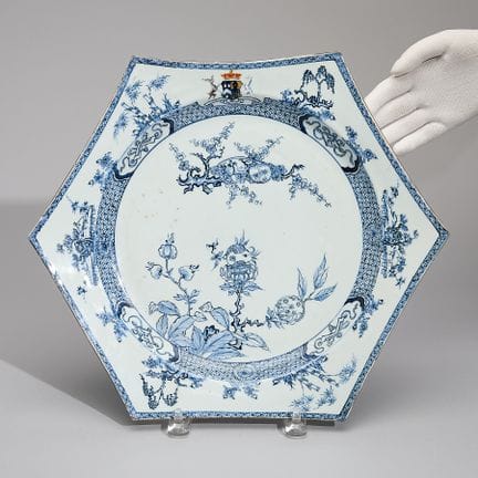 Assiette de grande taille en porcelaine chinoise d
