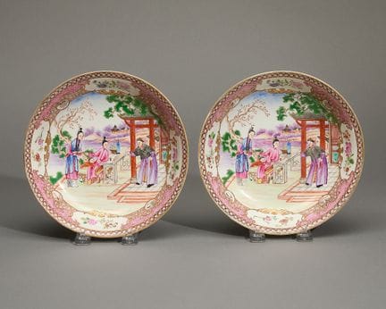 Paire de soucoupes profondes en porcelaine chinois