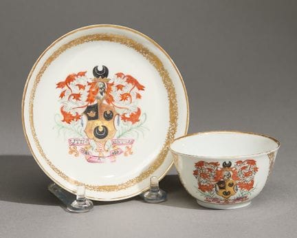 Tasse à thé et soucoupe en porcelaine chinoise à a
