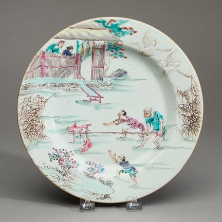 Assiette chinoise en porcelaine « famille rose » d