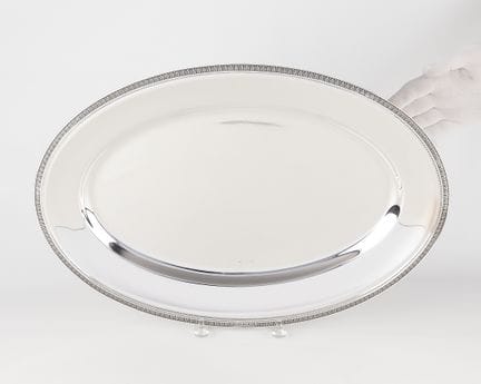 Christofle, France. Silver plated oval meat servin