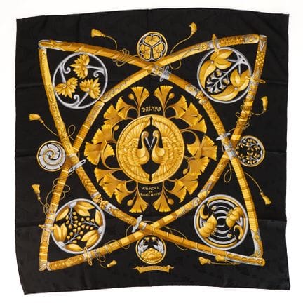 Hermes "Daimyo - Princes du Soleil Levant" silk sc