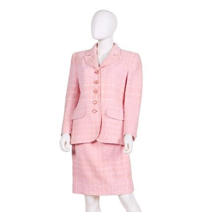 Emanuel Ungaro pink wool blend suit including a tw