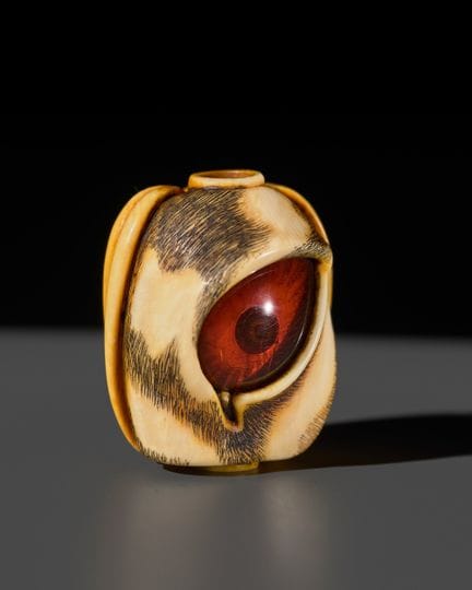 盖伊·肖：《龙眼》OJIME
盖伊·肖（1951-2003）作品，署名GS

 英格兰，约1990年