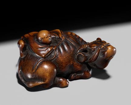 GARAKU: UN IMPONENTE NETSUKE DE MADERA QUE REPRESE