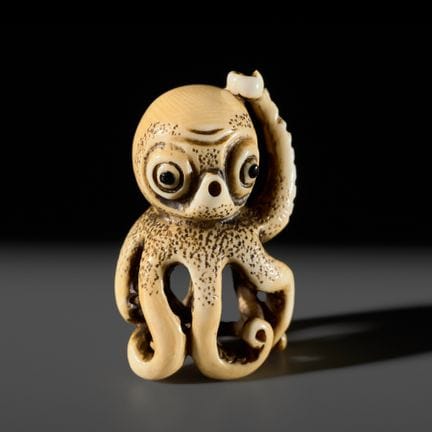 Ɏ FUSAYUKI: UN NETSUKE DE MARFIL CON FORMA DE PULP
