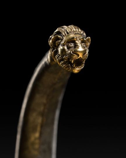 FRAMMENTO DI BRACCIALE IN ARGENTO GRECO-CIPRIOTA C