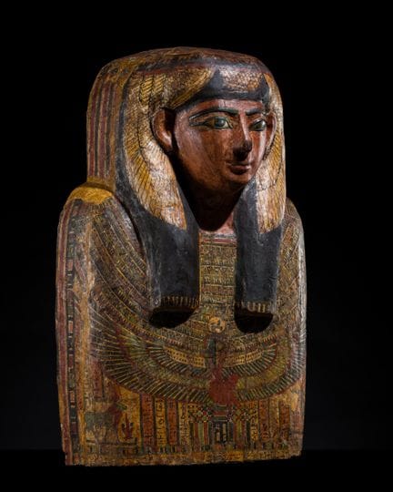 SECTION DE SARCOPHAGE ANTHROPOÏDE FINEMENT INCRUST