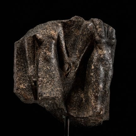 UNE RARE DYADE FRAGMENTAIRE EN GRANODIORITE REPRÉS