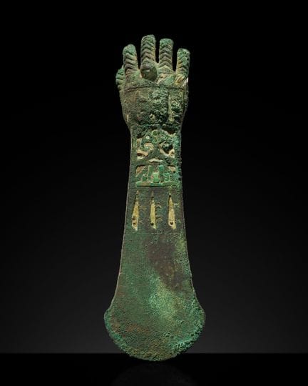 COLTELLO CERIMONIALE “A MANO” IN RAME CON INTARSI 