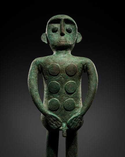 BELLISSIMA FIGURA MASCHILE IN BRONZO, CULTURA DI D