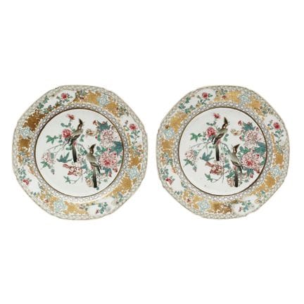 Une paire de plats chinois « à oiseaux » de style 