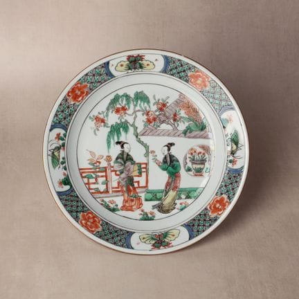 Plat chinois de la famille verte représentant des 