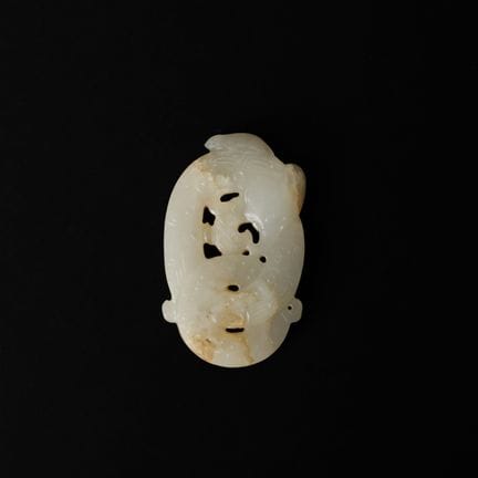 Pendentif chinois en jade céladon « laoshu shu ton