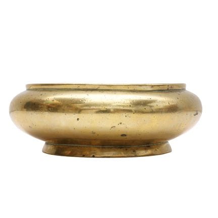 Un encensoir bombé en bronze poli chinois, dynasti