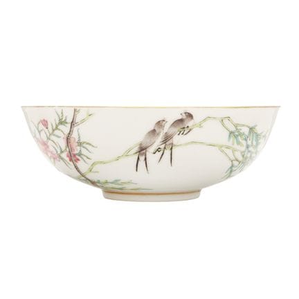 Un magnifique bol chinois de style « famille rose 
