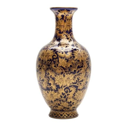 Vase chinois à fond bleu décoré à l'or, XXe siècle