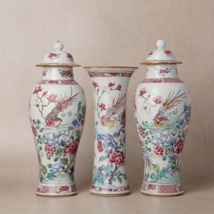 Ensemble de trois pièces de la famille rose chinoi