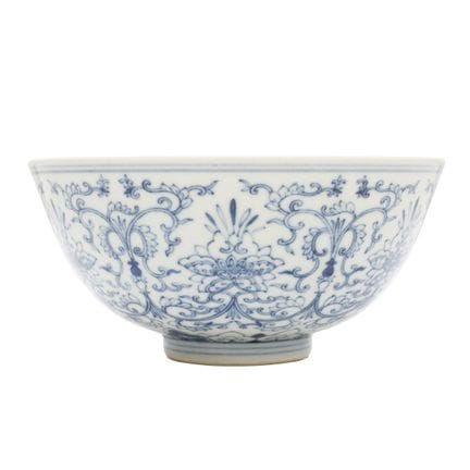 Bol chinois « au lotus » bleu et blanc, XIXe/XXe s