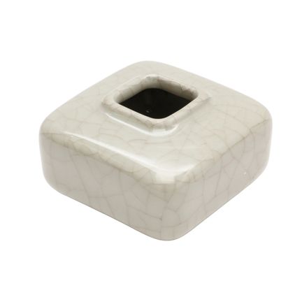Un pot à eau carré de style « ge » chinois, XIXe/X