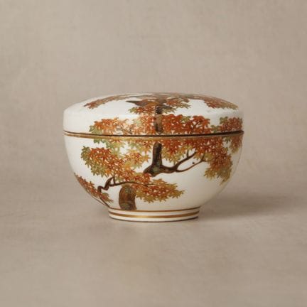 Petite boîte japonaise Satsuma « oiseaux et érable
