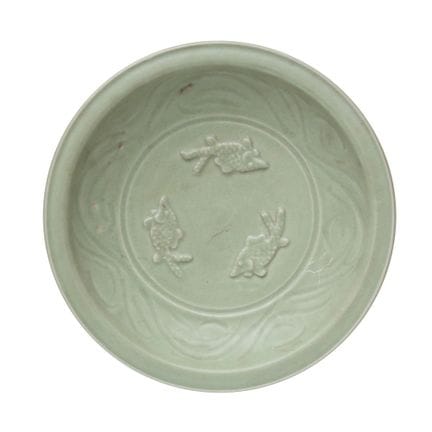 Plat chinois de style Longquan, à motif de « poiss
