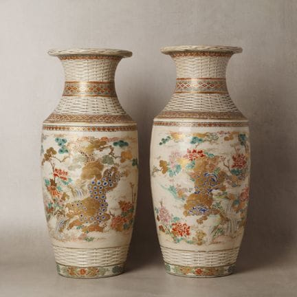Paire de vases japonais Satsuma à motif « tressé »