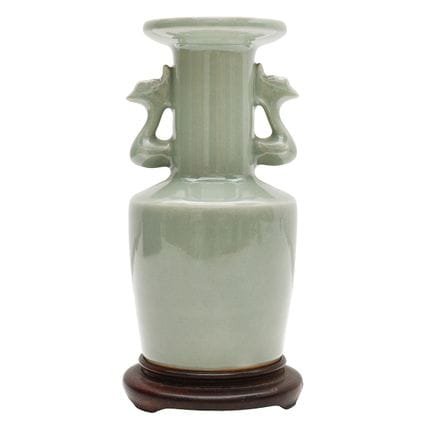 Jarrón chino de Longquan con esmalte celadón y asa