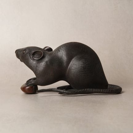Okimono japonais en bronze représentant un « rat e