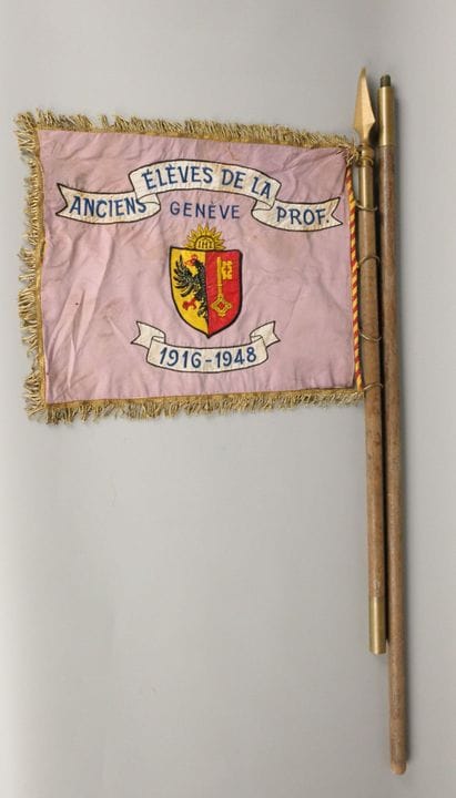 Silk pennant from the Collège Moderne in Geneva (c
