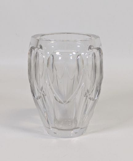 BACCARAT, vaso di forma ovoidale in cristallo tagl