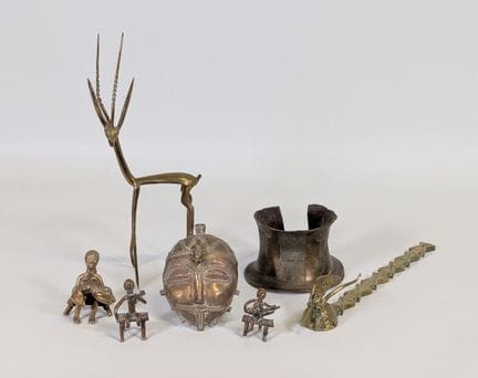 Lote «varia» de (x6) figuras de bronce y latón dor