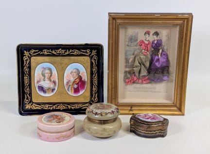 Set "Fémina" composto da: (x3) bomboniere, una ova
