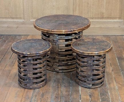 Set di mobili in rattan verniciato, intorno al 196