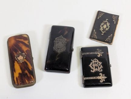 Set di (x3) oggetti da tasca, impreziositi da gusc