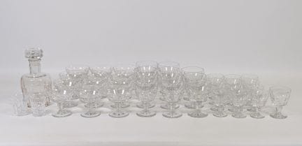 BACCARAT，“Marignane”系列切割水晶餐具套装，包括： (10) 香槟杯 + (11)
