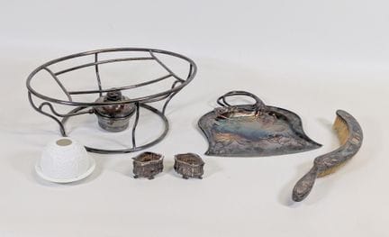 Paire de salières "baquet" en argent poinçonné "à 