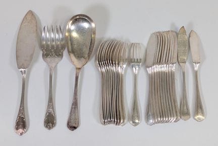 CHRISTOFLE, partie de ménagère en métal argenté, m
