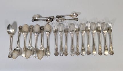 Partie de ménagère en argent  poinçonné "à la Mine